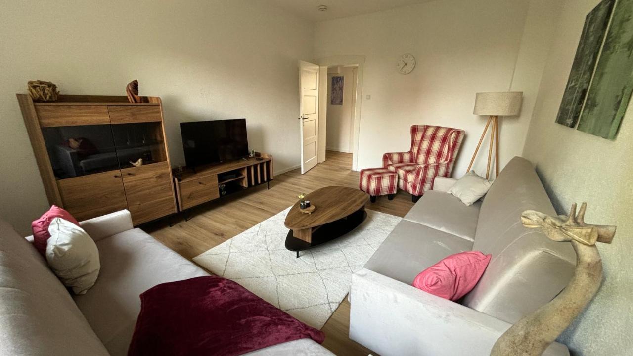 Bitterfelder Cityapartment Im Dichterviertel Екстер'єр фото